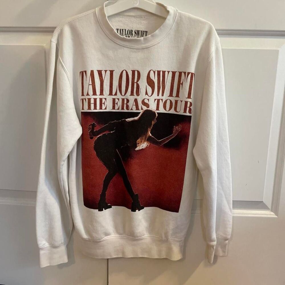 Taylor-swift Women's White and Cream Sweatshirt